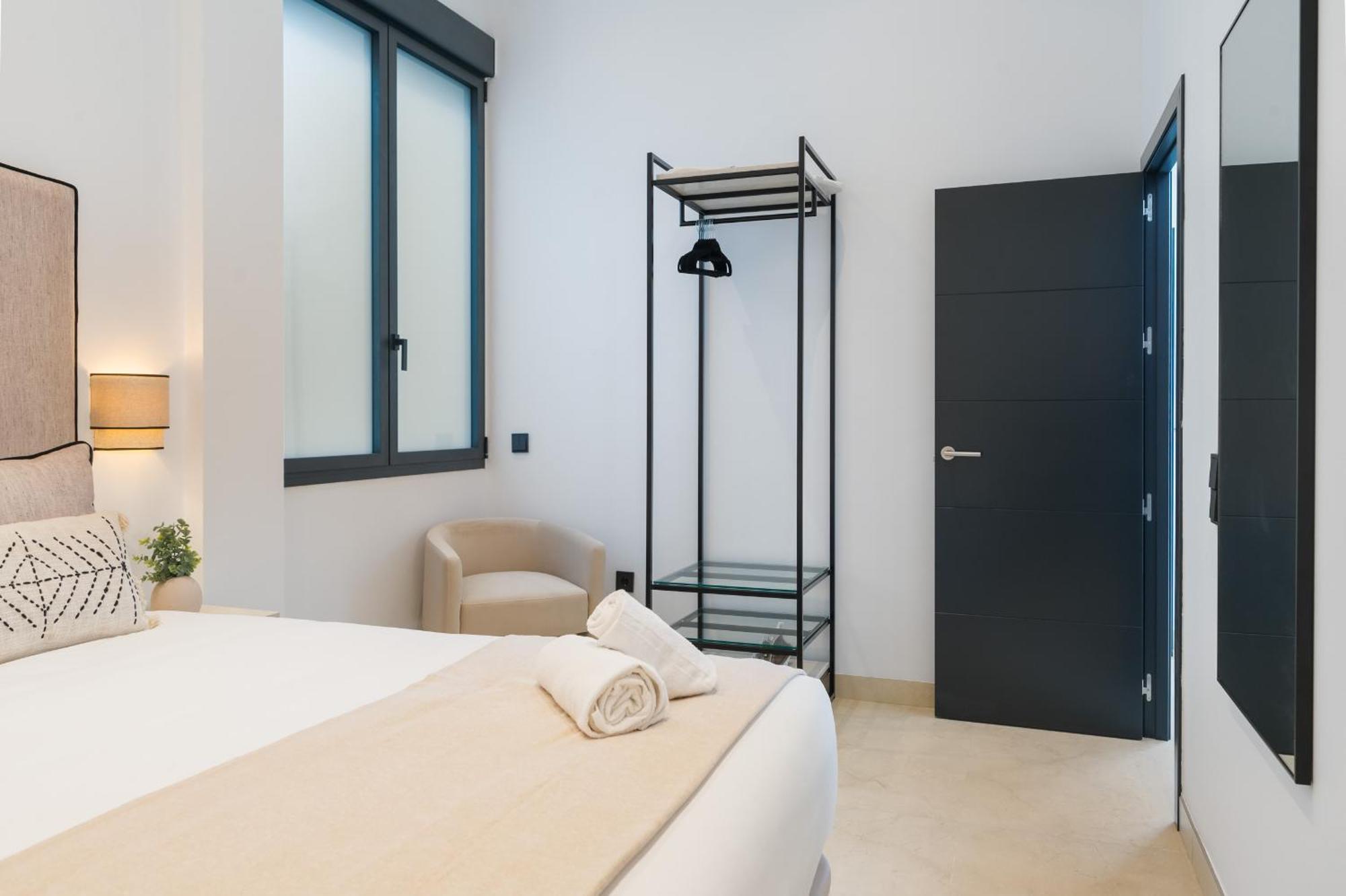 New Design Apartment - Private Patio - Gallos 2 Sevilla Exterior foto