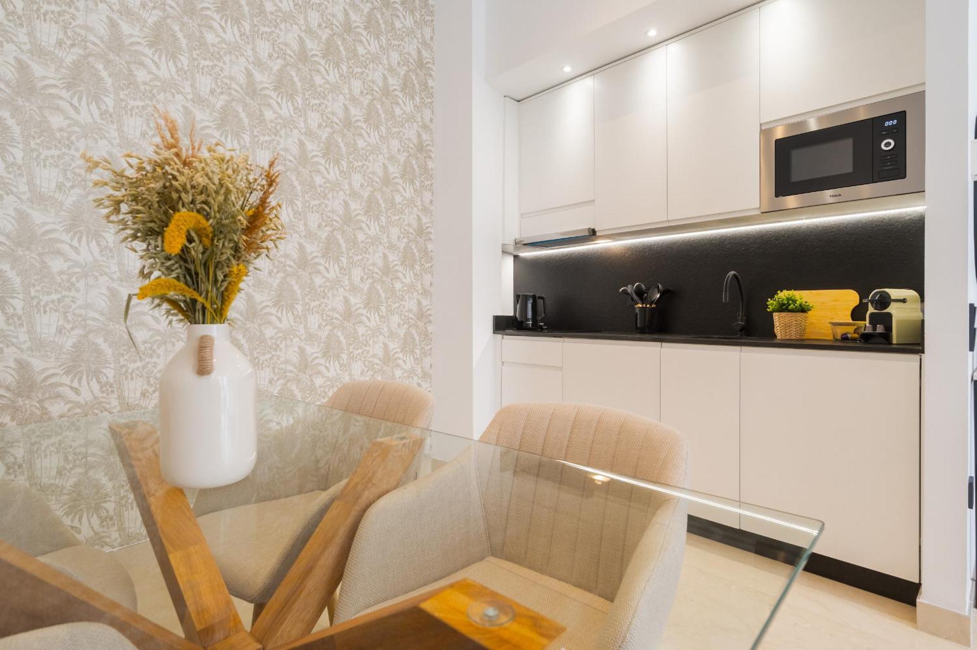 New Design Apartment - Private Patio - Gallos 2 Sevilla Exterior foto